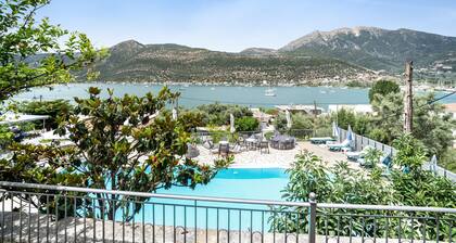 Holiday Home 'Villa 1' with Sea View, Wi-Fi and Air Conditioning