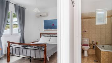 1 bedroom, iron/ironing board, free WiFi, bed sheets