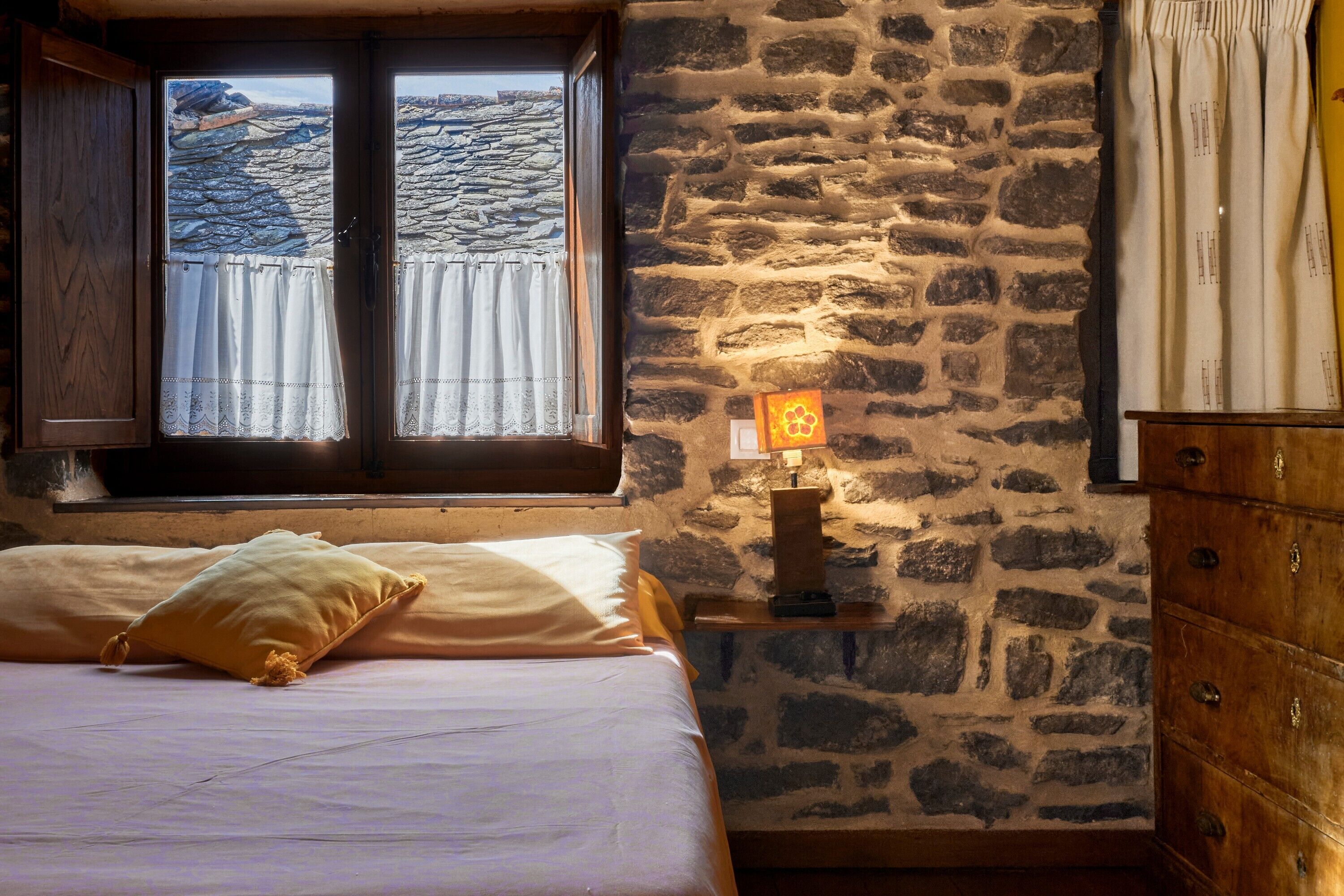 2 chambres, Wi-Fi gratuit, draps fournis