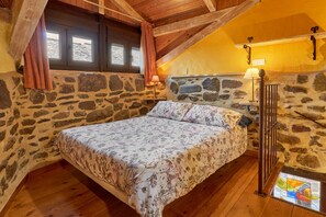 1 bedroom, free WiFi, bed sheets - Country House 'El Sardón 2' with Mountain View, Wi-Fi and Air Conditioning (Labaniego)