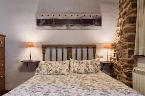 2 habitaciones, wifi gratis y ropa de cama 