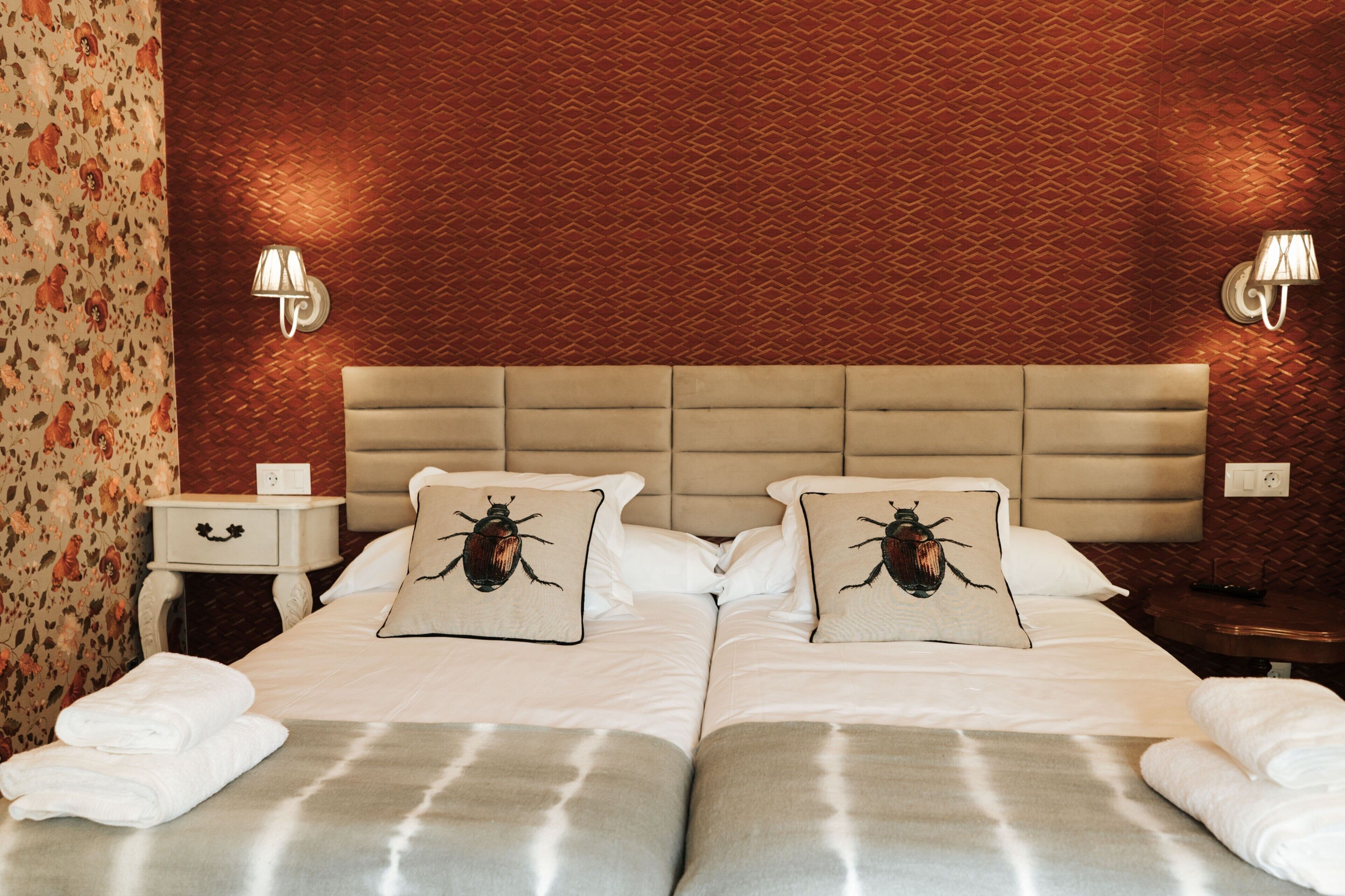 5 quartos, ferros/tábuas de passar roupa, Wi-Fi de cortesia