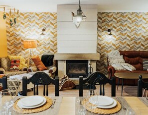 Interior - Country House 'Real 110mas2' with Mountain View, Private Garden and Wi-Fi (MATAMOROSA)