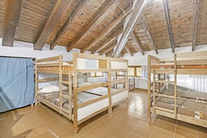 6 bedrooms, free WiFi, bed sheets - Country House 'Albergue Rural Riera D'Agres' with Mountain Views, Pool and Wi-Fi (Agres)