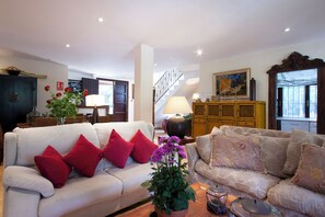 Uklassifisert bilde, 3 av 37, knapp