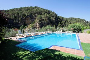 Unclassified image, 3 of 37, button - Country House 'Finca La Noguera - Sierra Cazorla' with Mountain View, Wi-Fi and Air Conditioning (QUESADA)