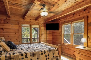 3 soverom, strykejern/-brett, wi-fi (inkludert) og sengetøy