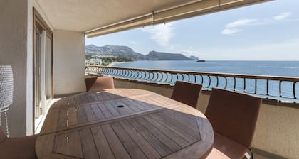 ATALAYA DEL MAR - Apartment on the sea front with free wifi