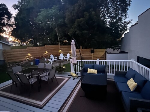 Family-Friendly Retreat near Manistee Riverwalk - dogs allowed