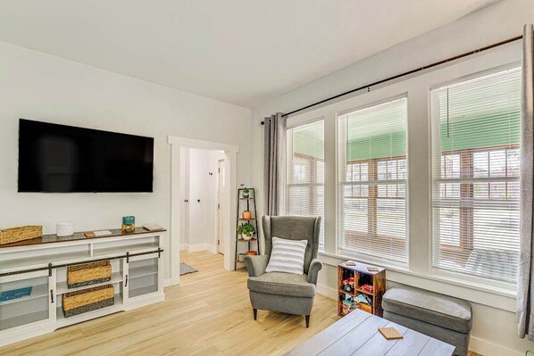 TV connectée, cheminée