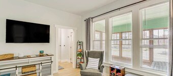 Family-Friendly Retreat near Manistee Riverwalk - dogs allowed