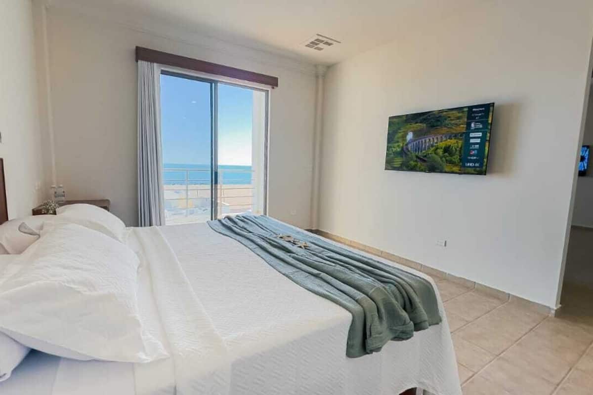 Suite Studio Supérieure, 1 trÚs grand lit, balcon, vue océan