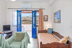 1 bedroom, free WiFi, bed sheets