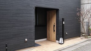 Exterior - Ryokan Zen Asagaya by Tranova (Tokyo)
