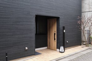 Exterior - Ryokan Zen Asagaya by Tranova (Tokyo)