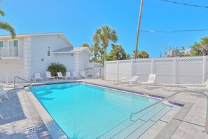 Pool - Villa Marina (1 block from beach with pool) (Siesta key)