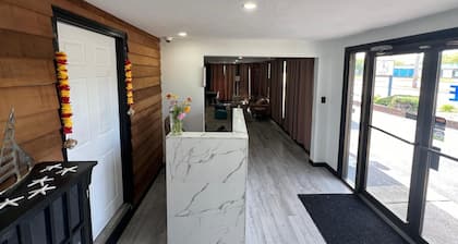 Townhouse One Bedroom Suite