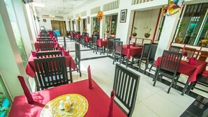 Unclassified image, 2 of 8, button - KAORM MEAS HOTEL (Siem Reap)