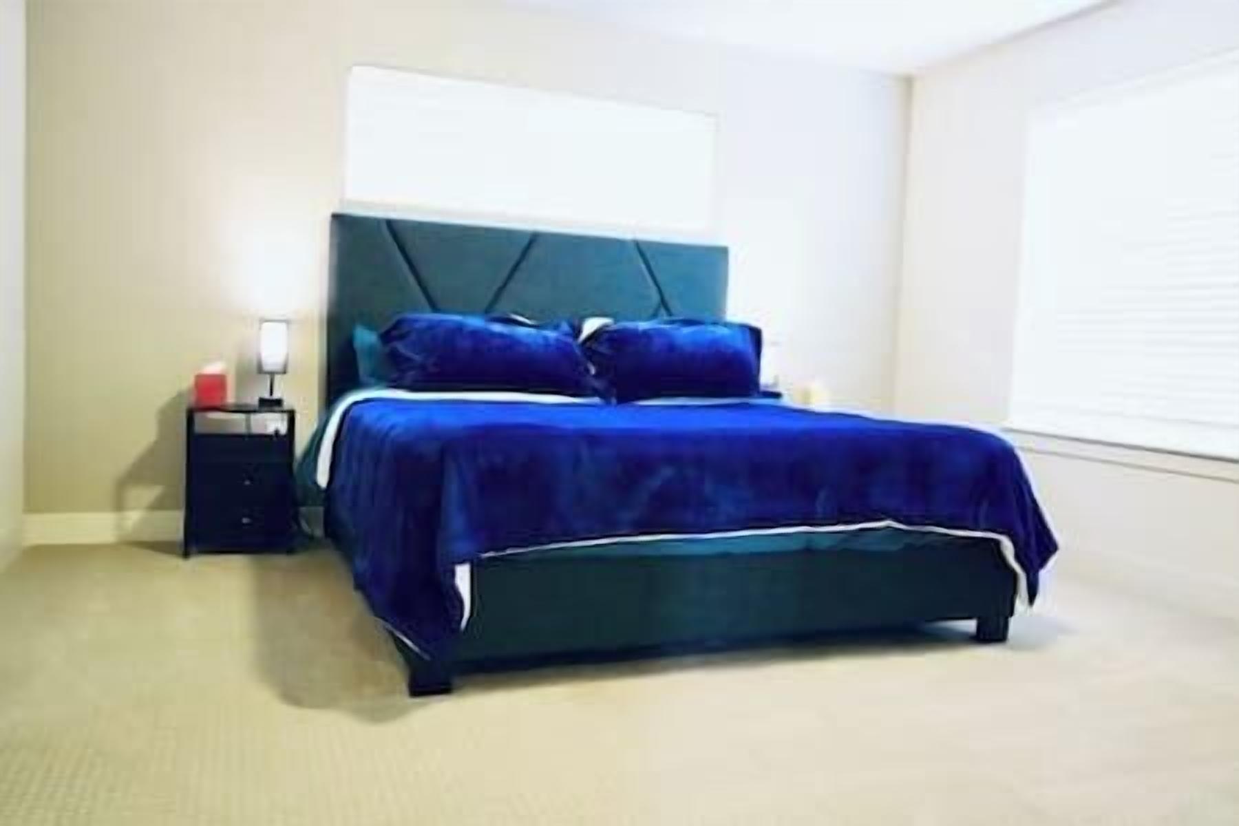 3 habitaciones, tabla de planchar con plancha y wifi gratis 