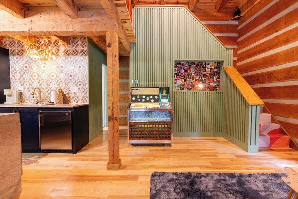 Interior - Retro Cabin in Hocking Hills, Ohio w/ Jukebox, Hot Tub & Pond. Dog-friendly! (Rockbridge)