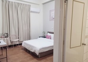 Elite Double Room, 1 Queen Bed, Non Smoking, Courtyard View | Individually decorated, individually furnished, free WiFi - SHENSHIMINSHU (Jinning)