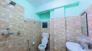 Deluxe Double or Twin Room, Lake View | Bathroom - Hotel Rudrakshya Pokhara (Pokhara)