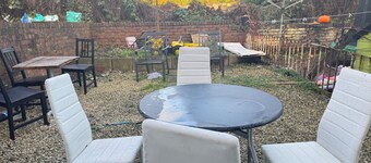 Sheffield - House - Sleeps 5 - Parking - Garden