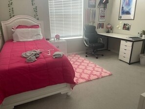 4 habitaciones, wifi y ropa de cama 