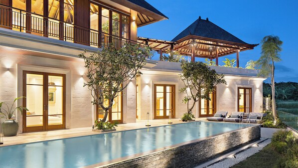 Luxury Villa | 6 bedrooms, free WiFi