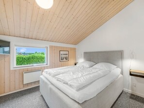 3 makuuhuonetta, internet