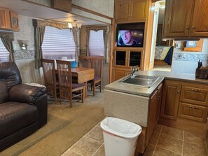 Imagem sem classificação, 2 de 15, botão