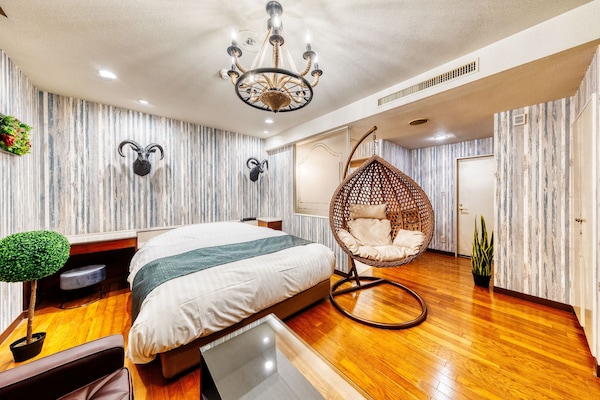 Standard Room | Desk, free WiFi