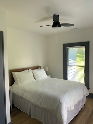 2 sovrum, strykjärn/strykbräda, wi-fi och sängkläder