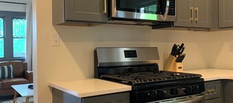 Dome View Renovated Bungalow