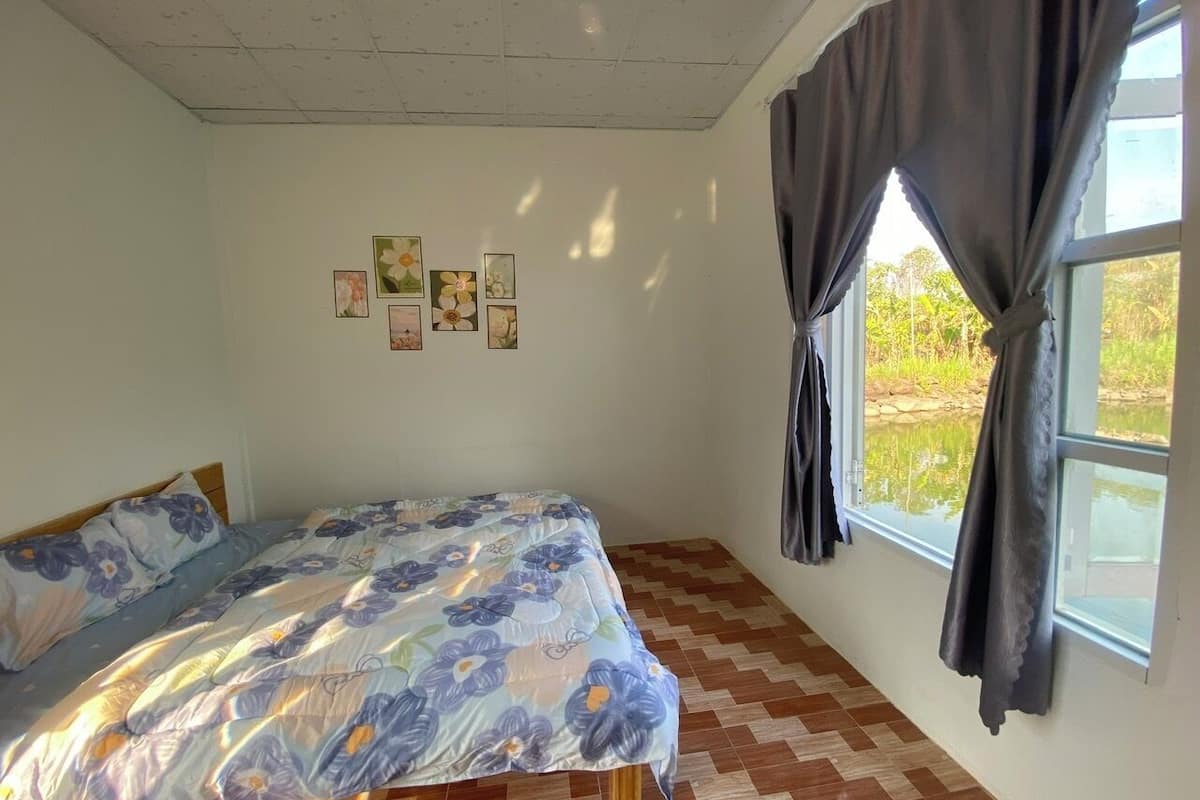 Quarto casal panorâmico, vista para o lago | Wi-Fi de cortesia