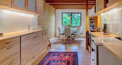 Ferienhaus 'Fewo Mit Terrasse Und Garten' mit privater Terrasse, privatem Garten und WLAN
