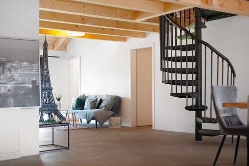 Ferienwohnung 'Ferienoase Im Land Der 1000 Seen' mit Privatterrasse, Gemeinschaftsgarten und WLAN