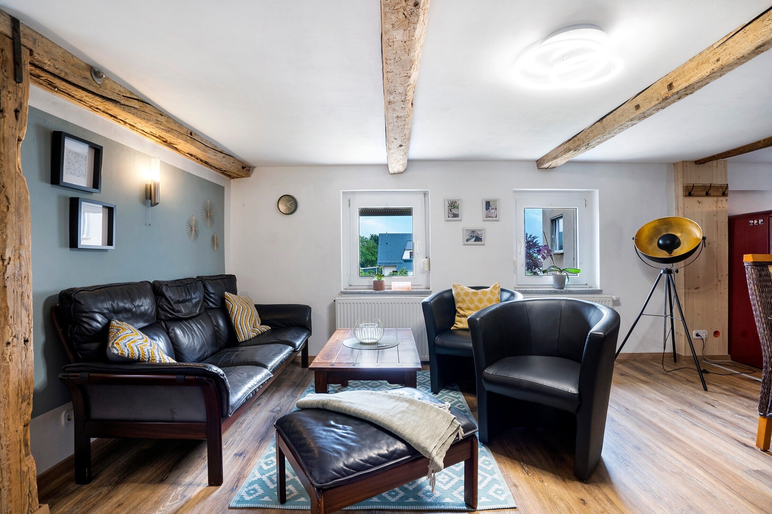 Fernseher, Stereoanlage