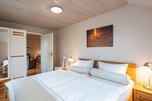 2 camere, ferro/asse da stiro, Wi-Fi gratuito, lenzuola