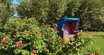 Einzimmerapartment 'Ferienhof Paulsen - Knutt' mit Gemeinschaftsgarten und WLAN