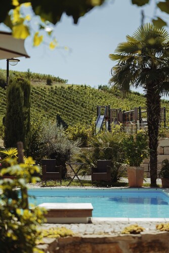 Appartement 'Spätburgunder' avec piscine commune, jardin commun et Wi-Fi