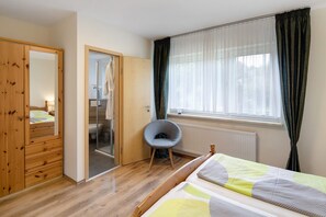 1 chambre, fer et planche à repasser, Wi-Fi gratuit, draps fournis