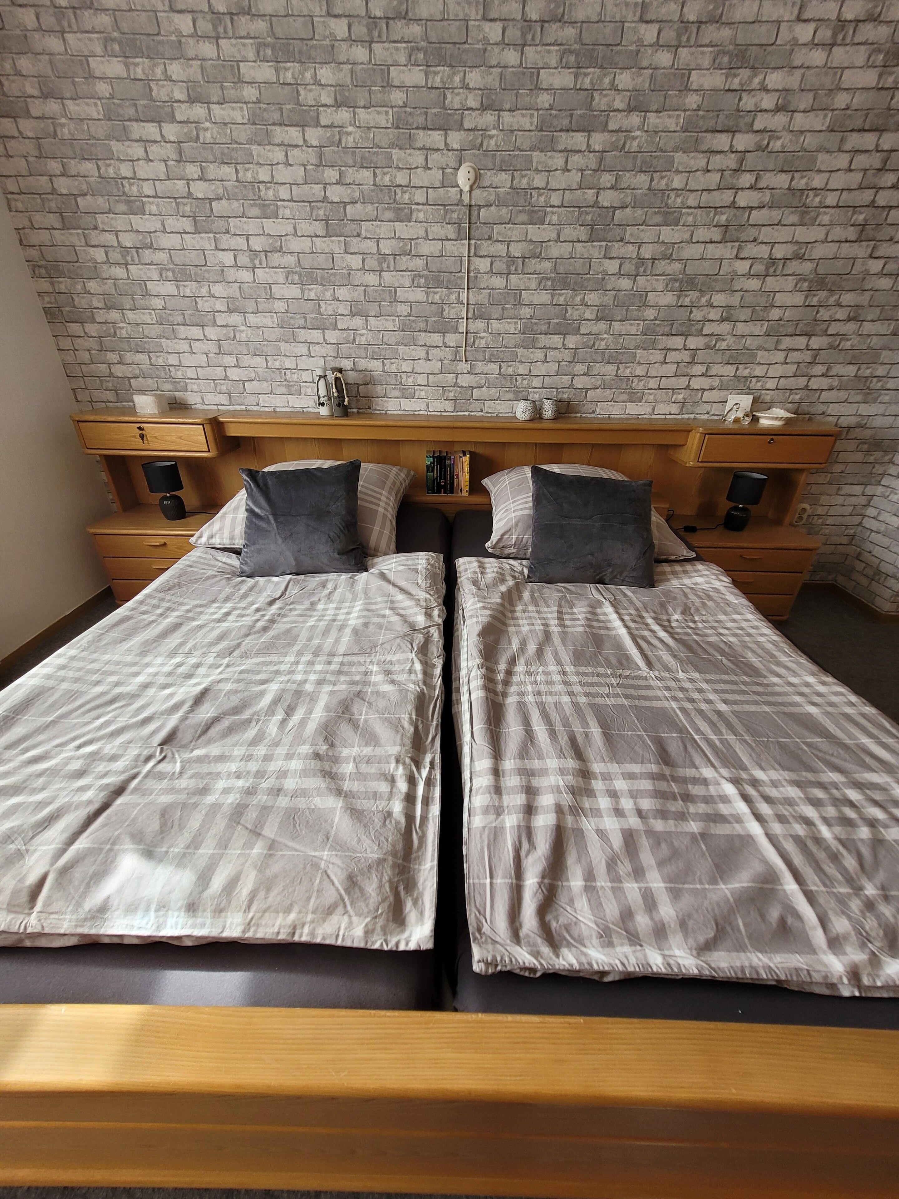 1 chambre, fer et planche à repasser, Wi-Fi gratuit, draps fournis