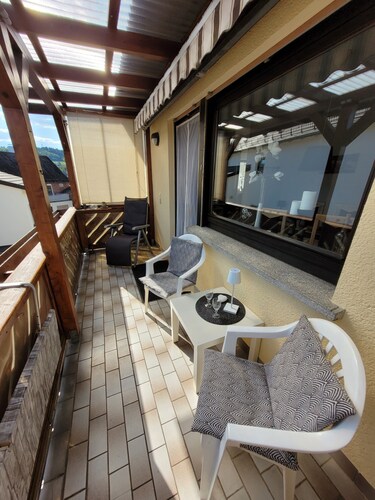 Ferienwohnung "Am Strohberg" mit Balkon und WLAN
