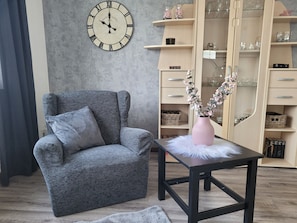 Interior - Holiday Apartment "Am Strohberg" with Balcony and Wi-Fi (Gladenbach/ Weidenhausen)