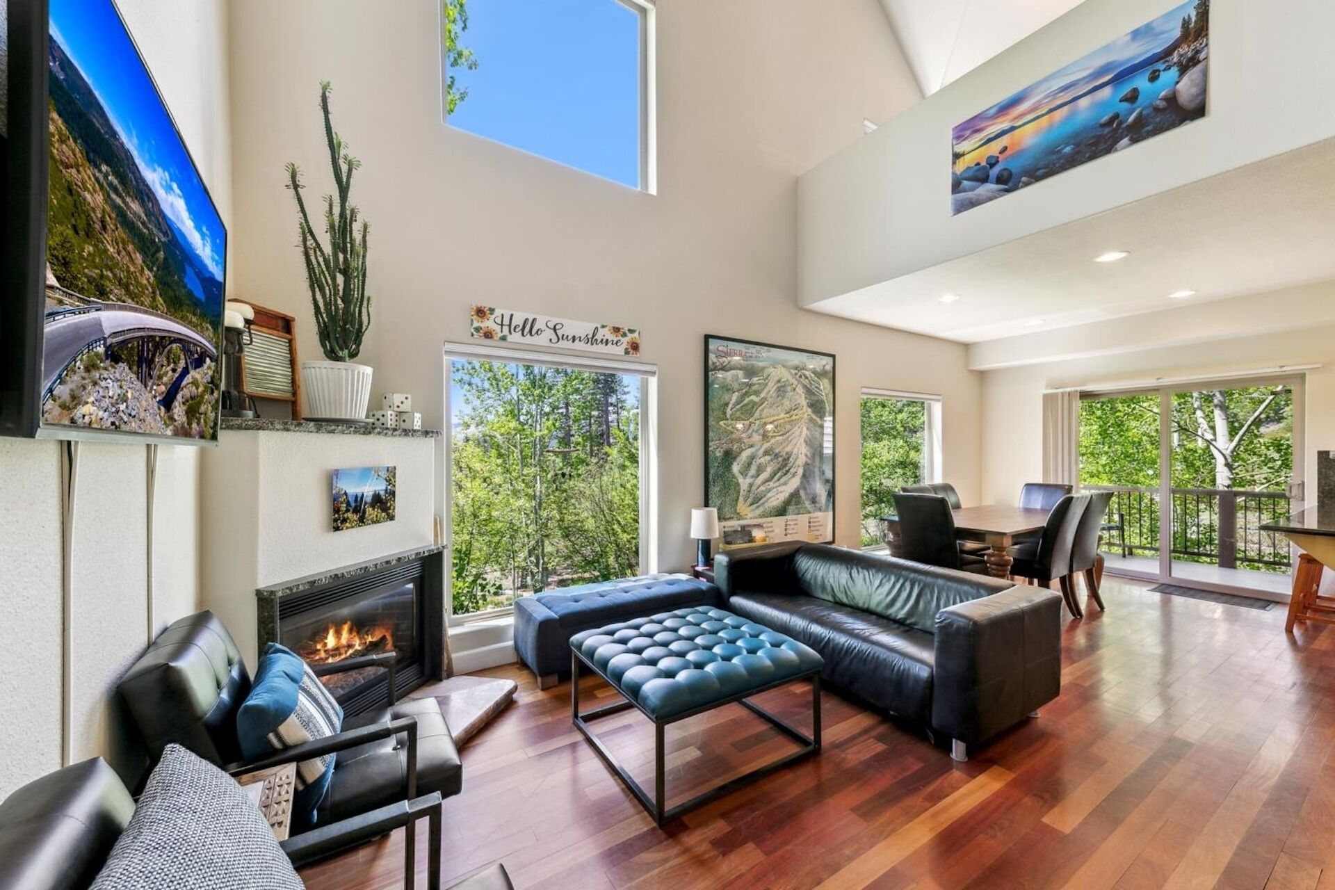 TV connectée, cheminée, jeux vidéo, baby-foot