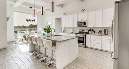 Poolside & Hot Tub Lounging: Luxe Rio Rancho Home
