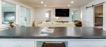 Lakeside Litchfield Home w/ Patio & Gas Grill!
