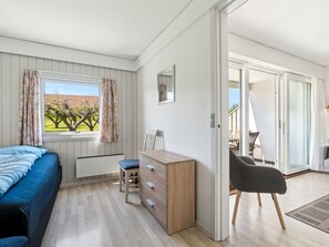 2 bedrooms, internet