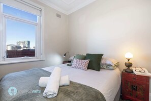 1 bedroom, desk, iron/ironing board, WiFi